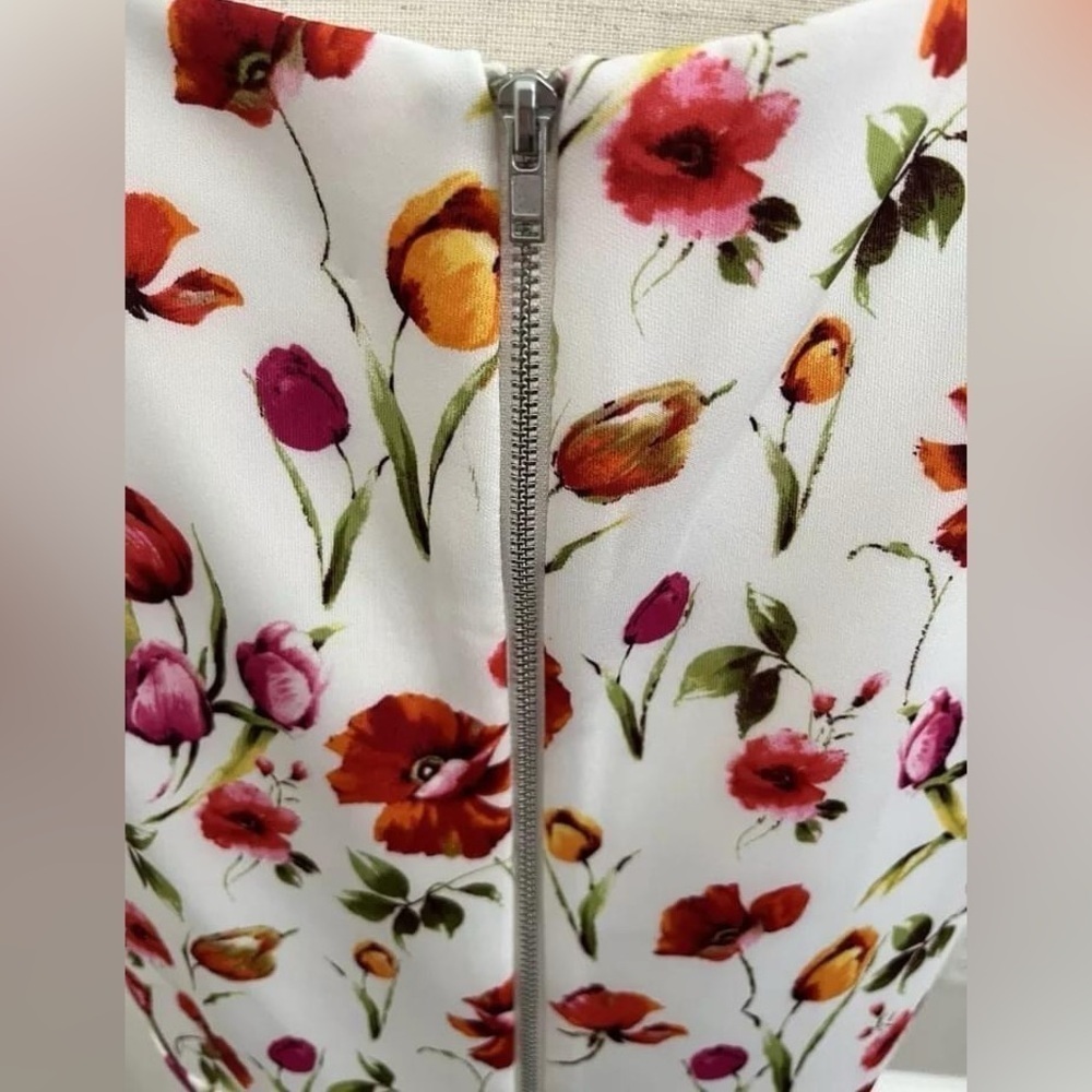 π GORGEOUS danny and nicole Cream/White Pink Floral Sleeveless Dress, size 16 - Picture 4 of 9